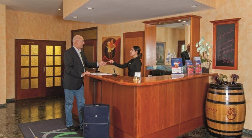 Itm Hotel Deutsches Haus Hamburg Ngoại thất bức ảnh