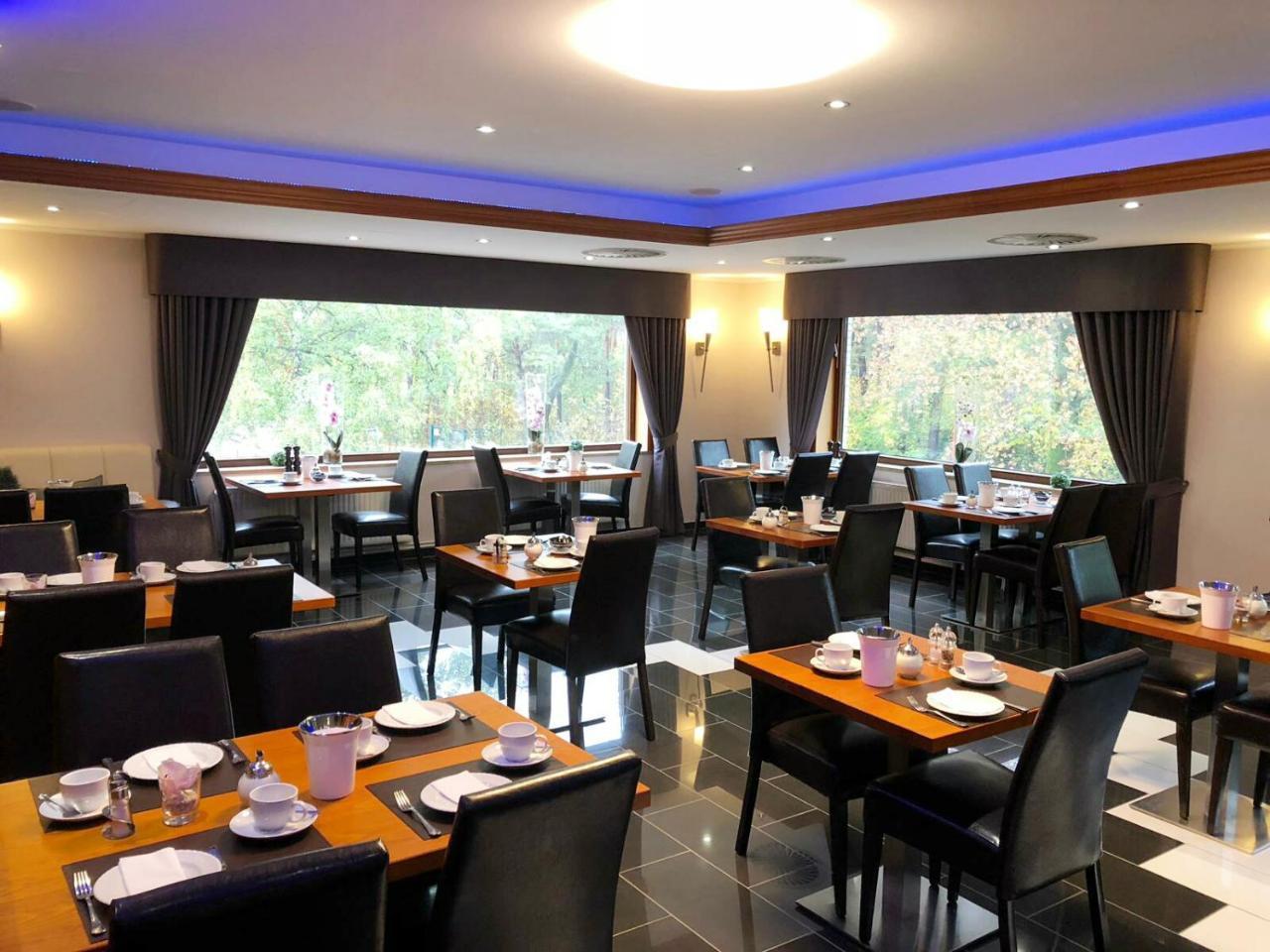 Itm Hotel Deutsches Haus Hamburg Ngoại thất bức ảnh