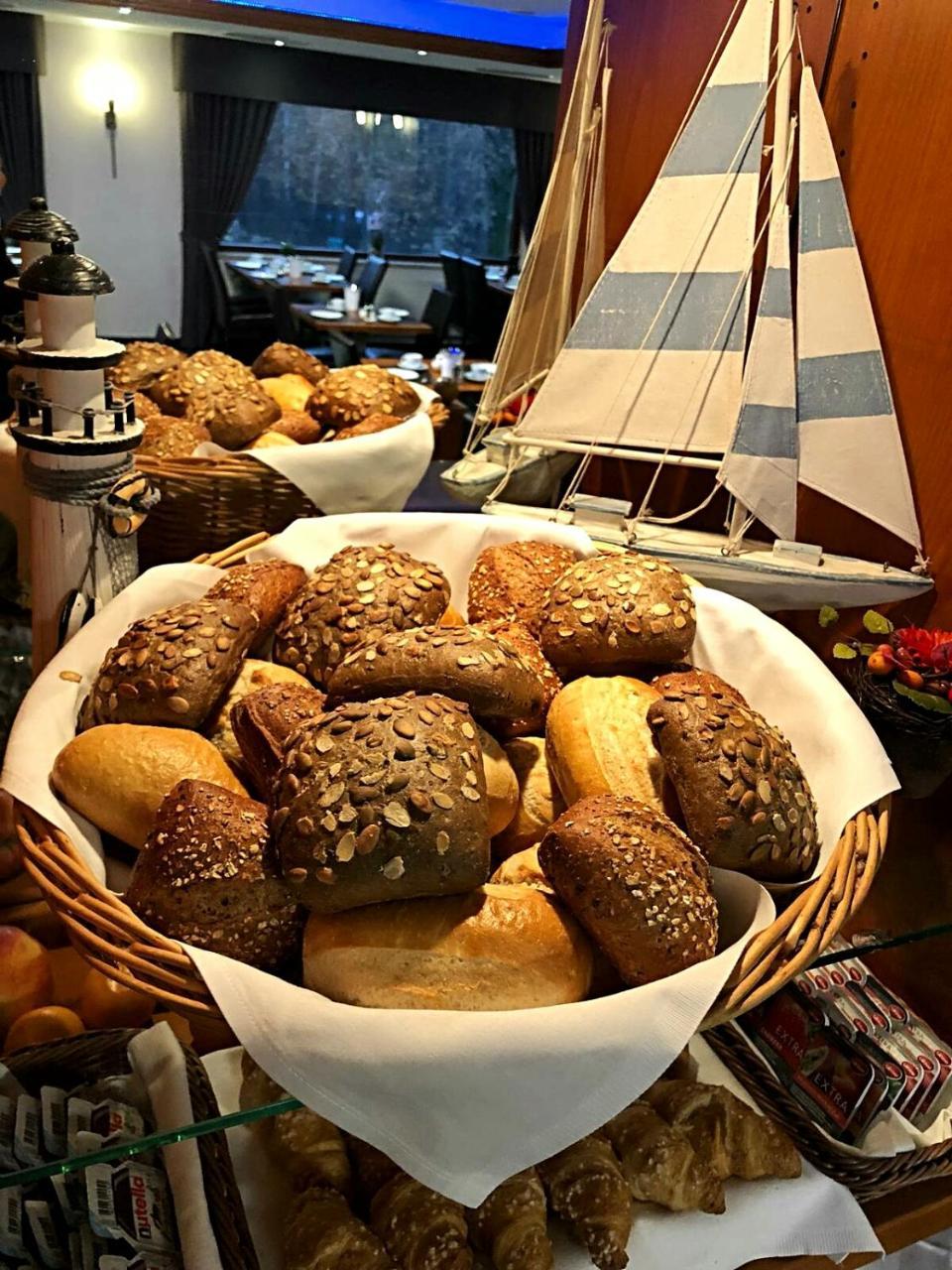 Itm Hotel Deutsches Haus Hamburg Ngoại thất bức ảnh